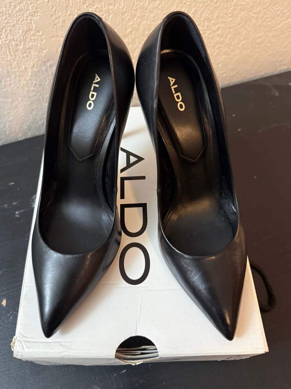 Aldo Completa Size 7 Black Stiletto Pumps